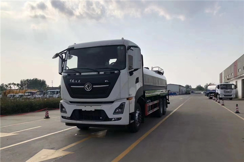 東風(fēng)天龍后八輪20噸噴霧車，國六綠化噴灑車